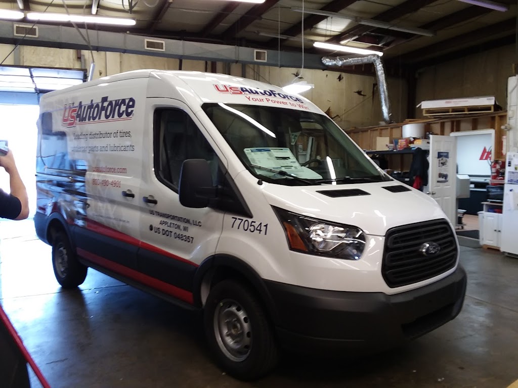 BMG Fleet Installations & Signs | 1082 Cool Springs Industrial Dr, OFallon, MO 63366, USA | Phone: (636) 294-5750