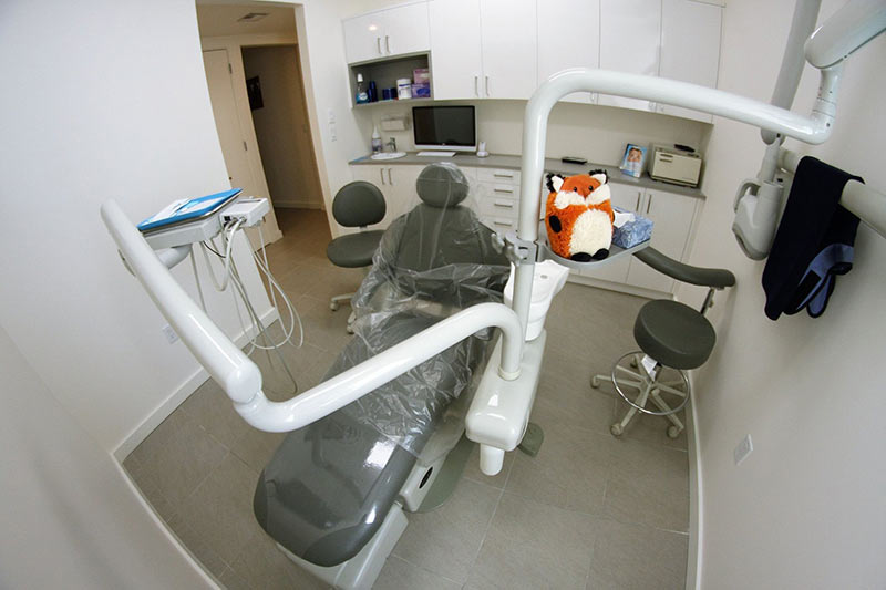 Family Cosmetic & Implant Dentistry of Brooklyn | 2148 Ocean Ave #401, Brooklyn, NY 11229, United States | Phone: (718) 339-8852