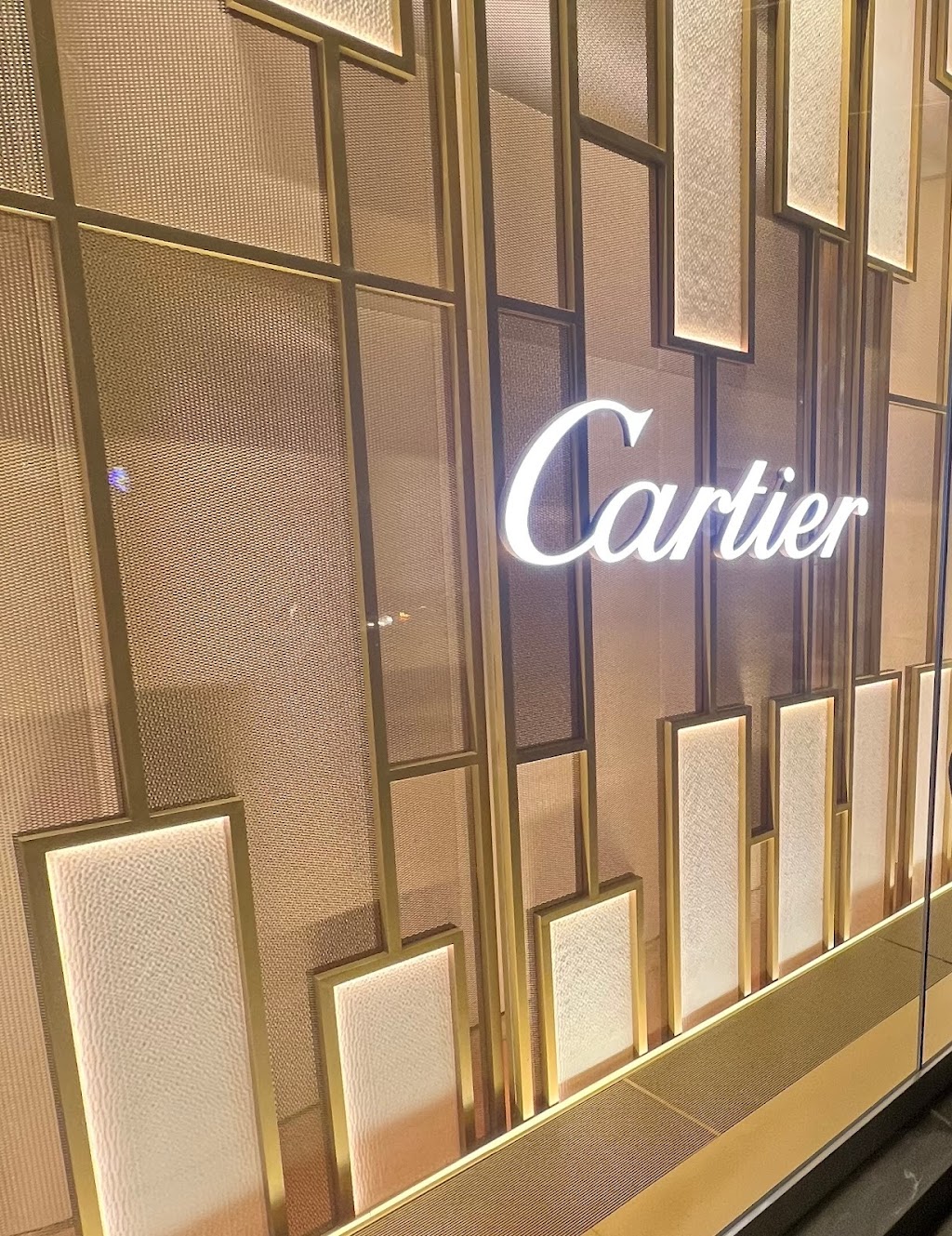 Cartier | 20 Hudson Yards Suite 116, New York, NY 10001 | Phone: (646) 495-0455