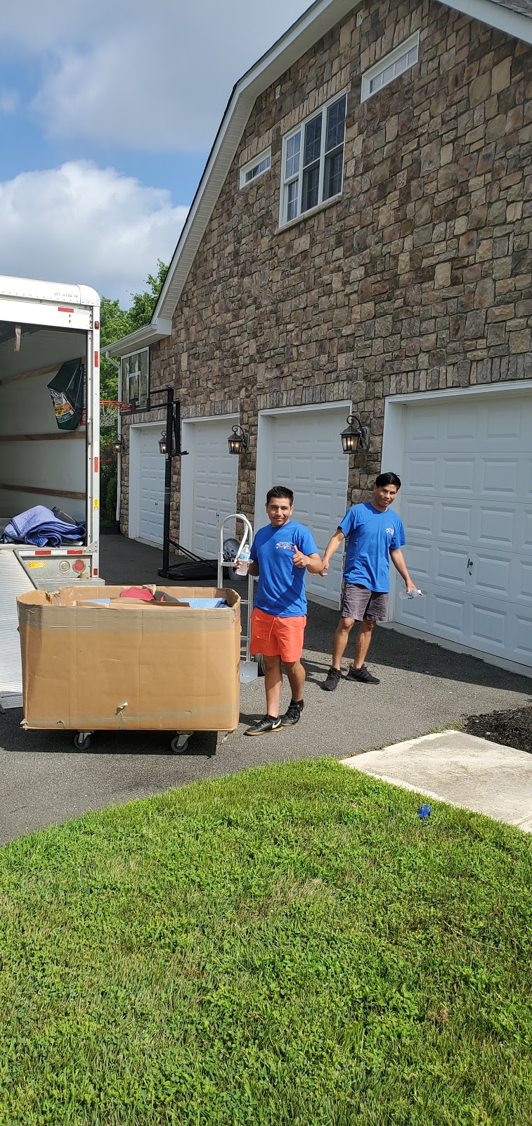 Mercy Movers services llc. | 3400 Lacrosse Ct, Woodbridge, VA 22193, USA | Phone: (704) 880-7671