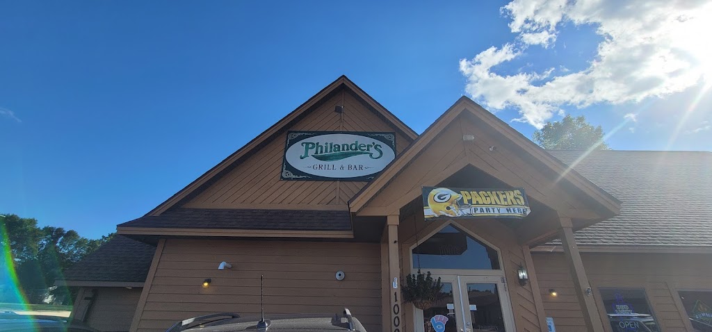 Philanders Grill & Bar | 1000 US-10, Prescott, WI 54021, USA | Phone: (715) 262-3828