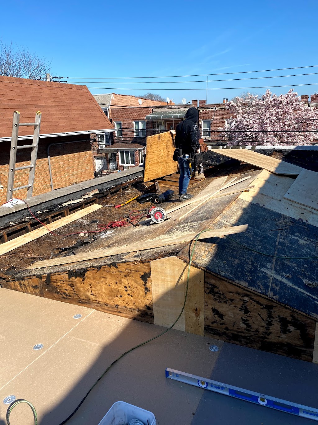 Charles Stewart Roofing | 61-43 186th St, Fresh Meadows, NY 11365, USA | Phone: (718) 475-0240