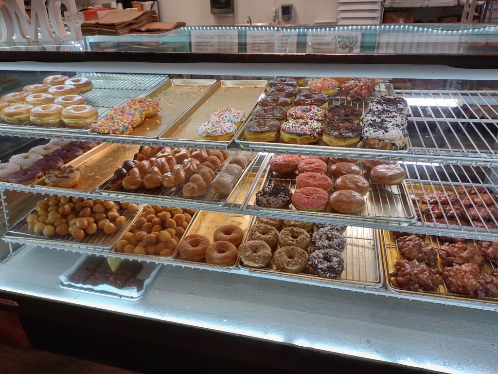 OMG DONUTS&BAKERY | 10005 Weddington Rd Ext., Concord, NC 28027, USA | Phone: (980) 819-5804