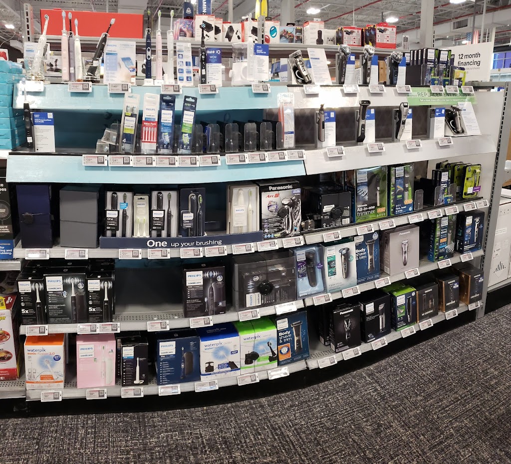 Best Buy | 1100 Old Country Rd, Westbury, NY 11590, USA | Phone: (516) 357-9025