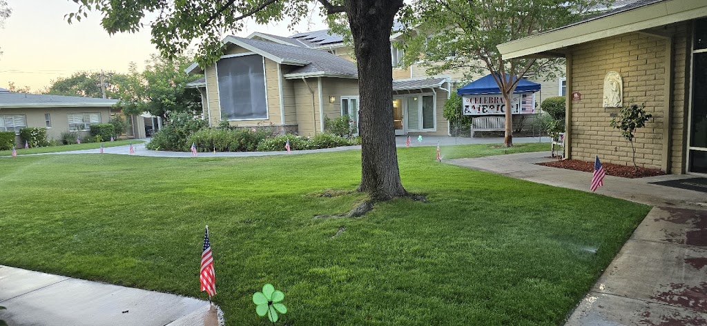 The Villas at Saratoga | 20400 Saratoga-Los Gatos Rd, Saratoga, CA 95070, USA | Phone: (408) 741-2950