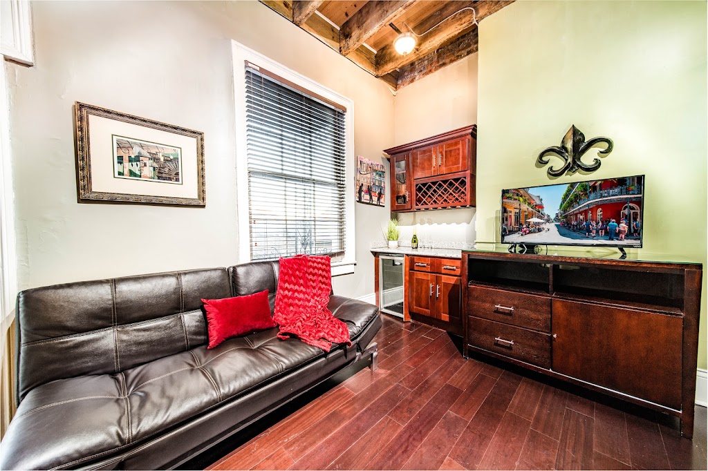 Saint Philip Residence | 612 St Philip St, New Orleans, LA 70116, USA | Phone: (504) 523-2197