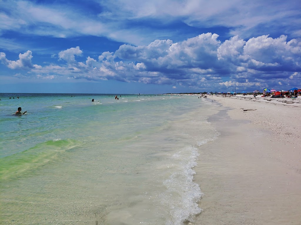 Fort De Soto Park | 3500 Pinellas Bayway S, Tierra Verde, FL 33715, USA | Phone: (727) 582-2267