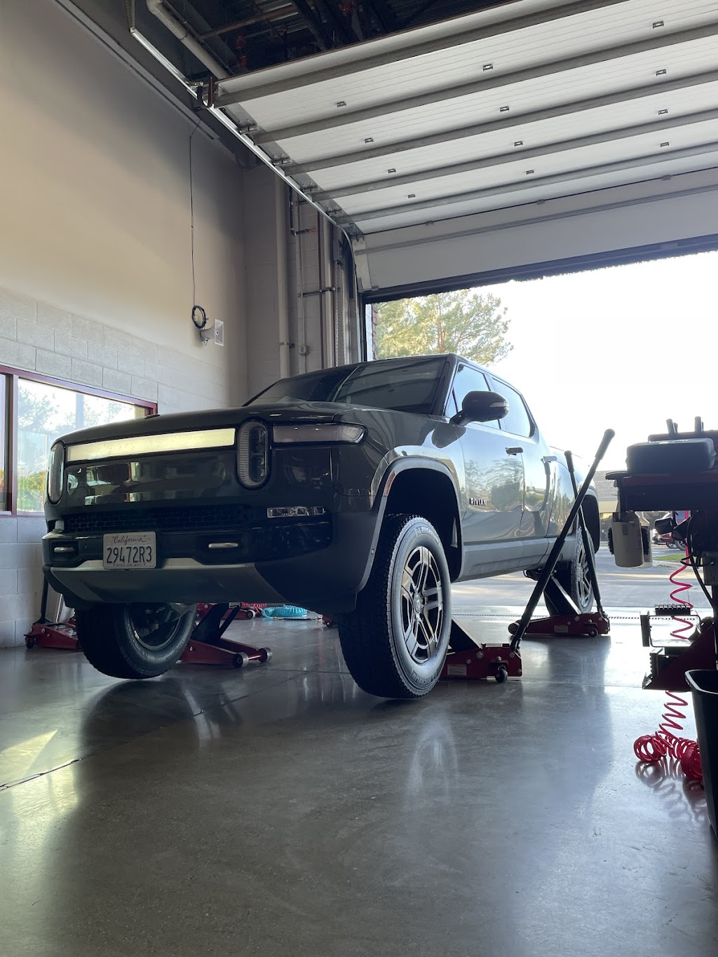 Americas Tire | 17256 Slover Ave, Fontana, CA 92337, USA | Phone: (909) 320-6525