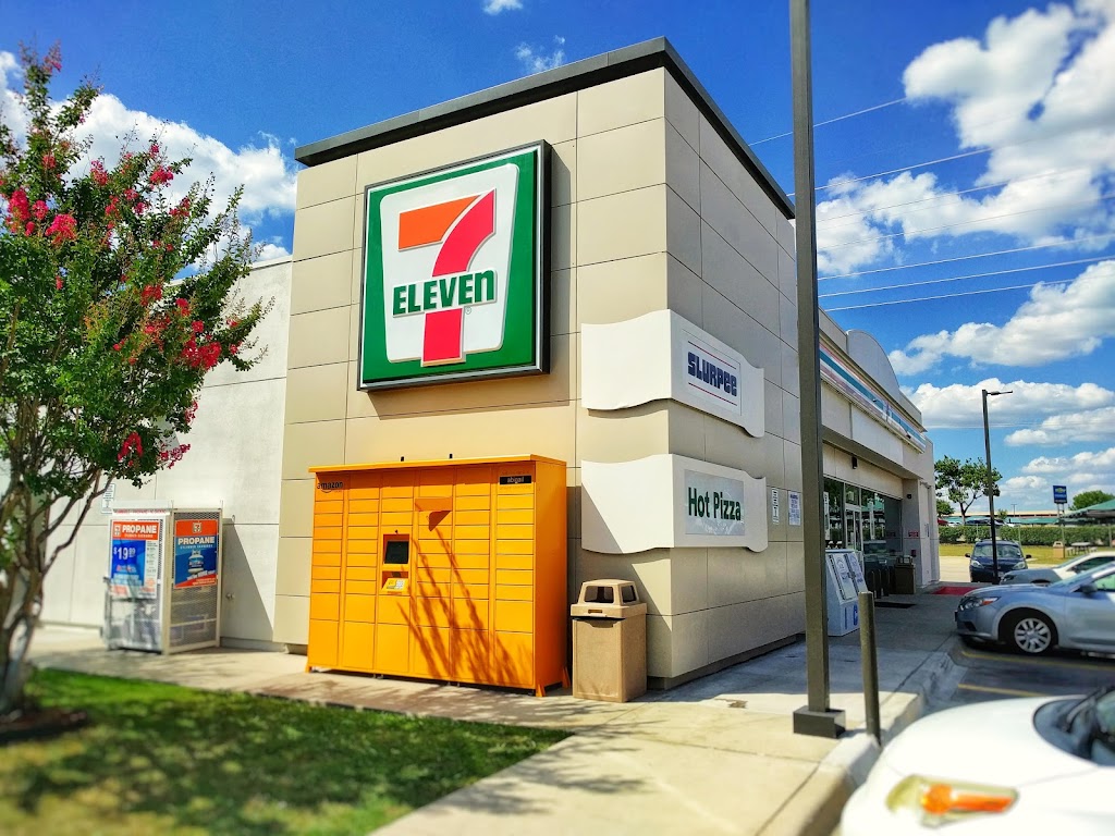 7-Eleven | 1700 William D Tate Ave, Grapevine, TX 76051, USA | Phone: (817) 329-0997