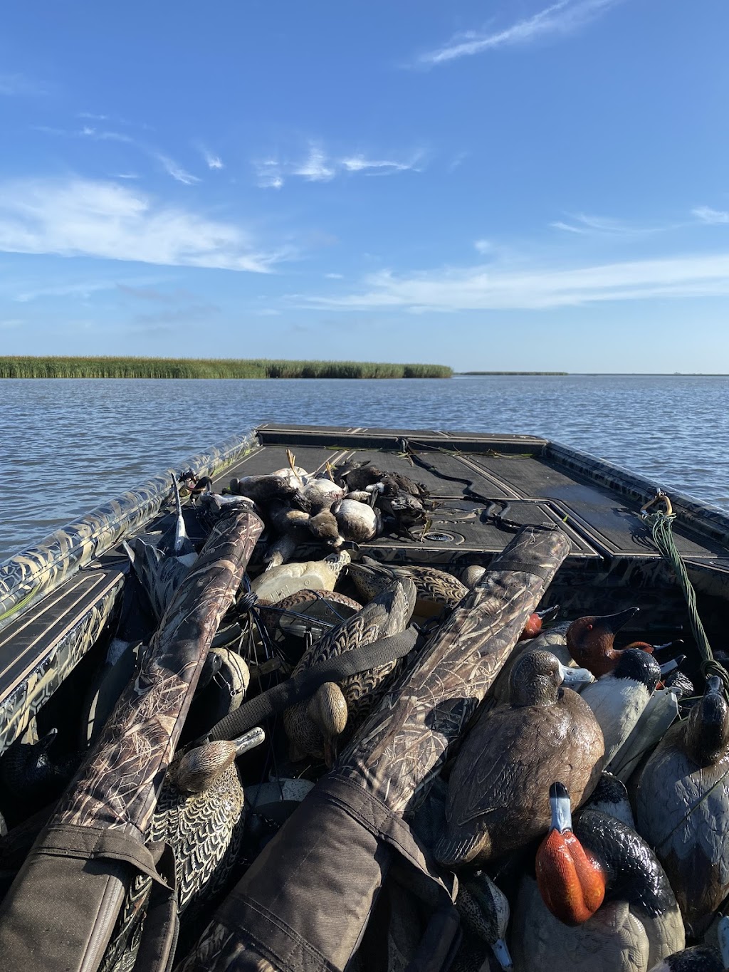 Limitless Waterfowl Outfitters | 163 Gasquet Ln, Venice, LA 70091, USA | Phone: (504) 201-8799