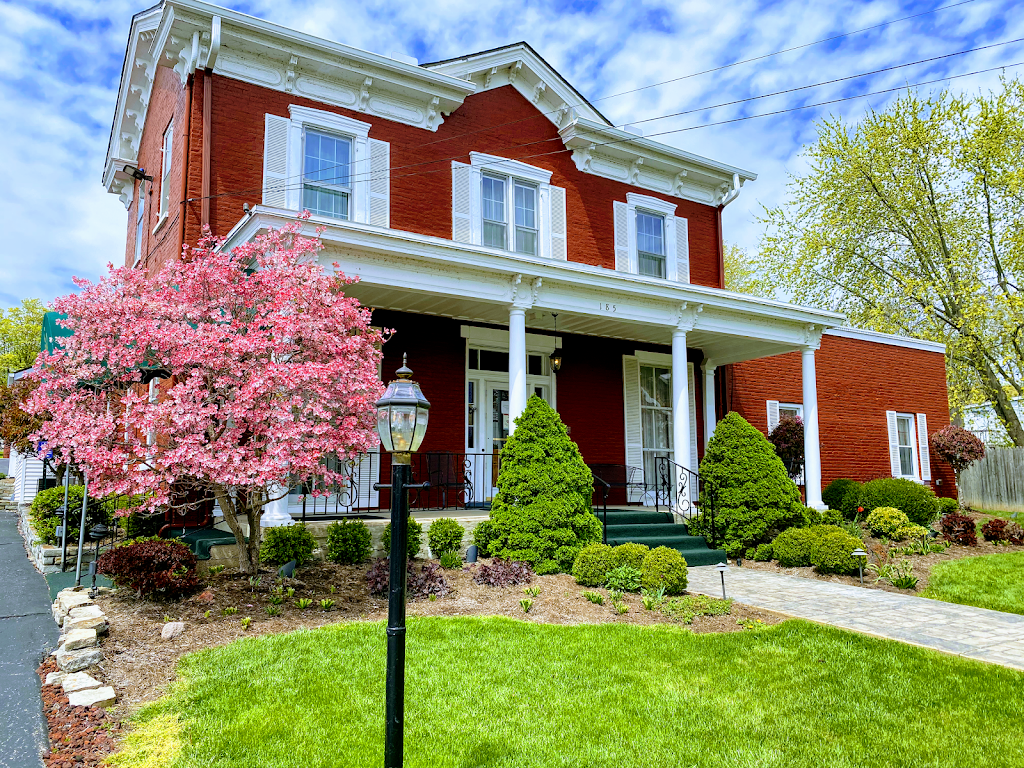 Stubbs-Conner Funeral Home | 185 N Main St, Waynesville, OH 45068, USA | Phone: (513) 897-5966