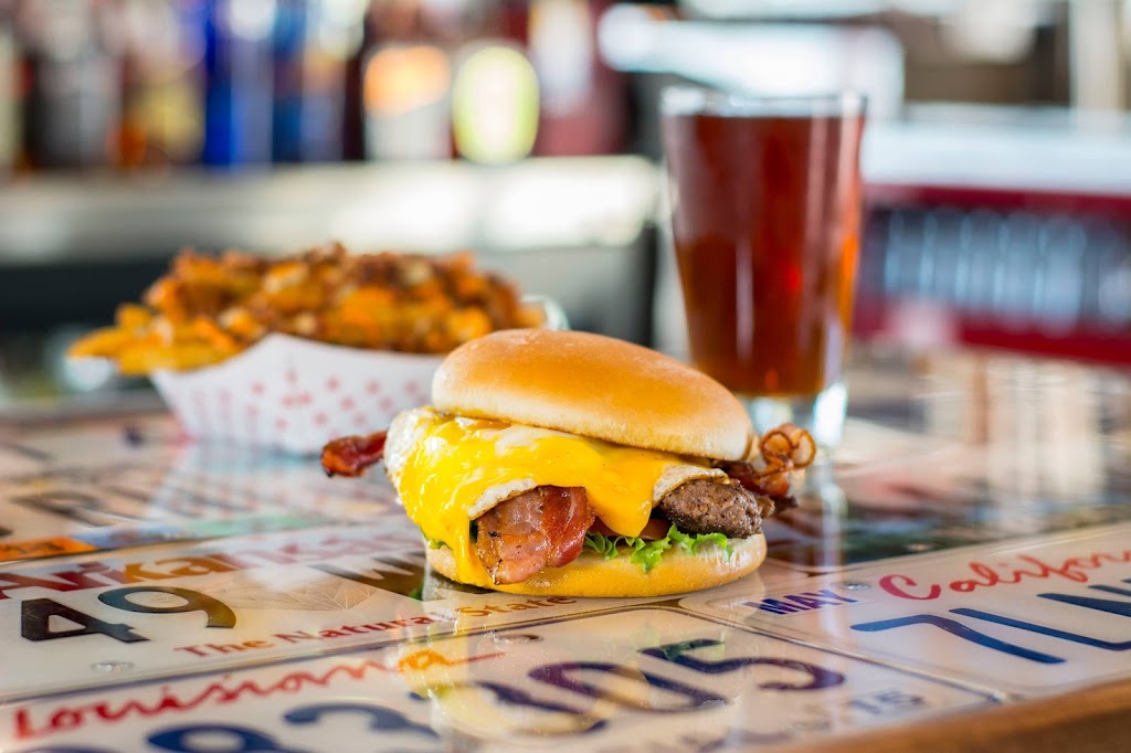 The Garage Burgers & Beer | 2060 S I-35 Service Rd, Moore, OK 73160, USA | Phone: (405) 759-2020