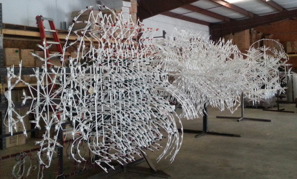 Dixie Decorations | 355 Industrial Park Rd, Montevallo, AL 35115, USA | Phone: (205) 665-1225