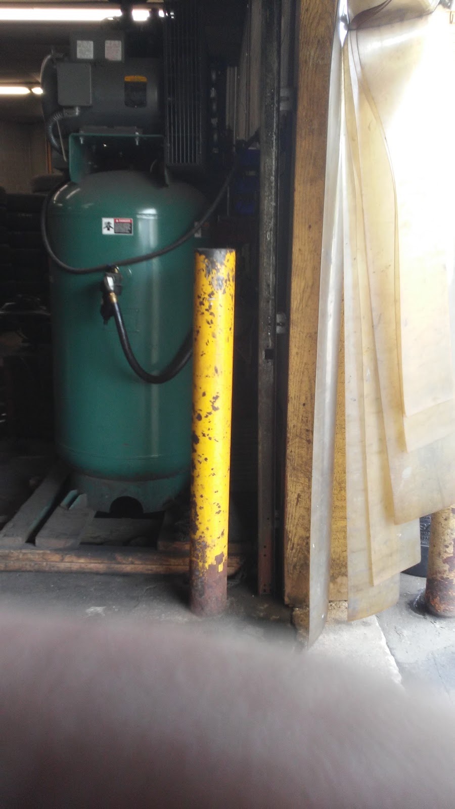 Tire X Change | 868 W Exchange St, Akron, OH 44302, USA | Phone: (330) 867-8473