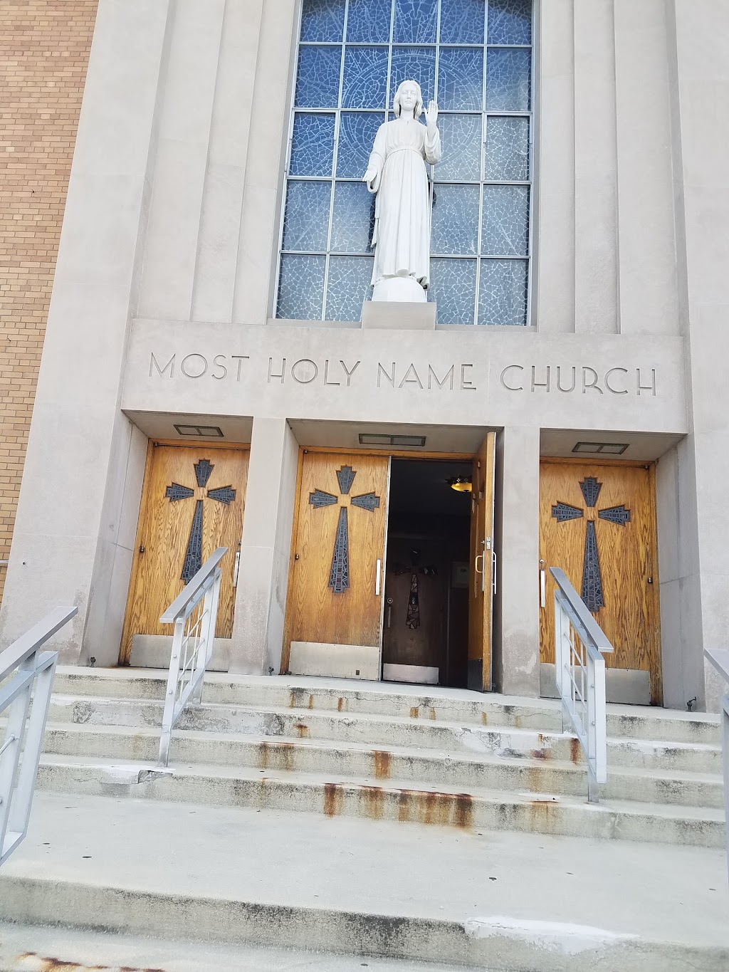 Most Holy Name Roman Catholic Church | 99 Marsellus Pl, Garfield, NJ 07026 | Phone: (973) 340-0032