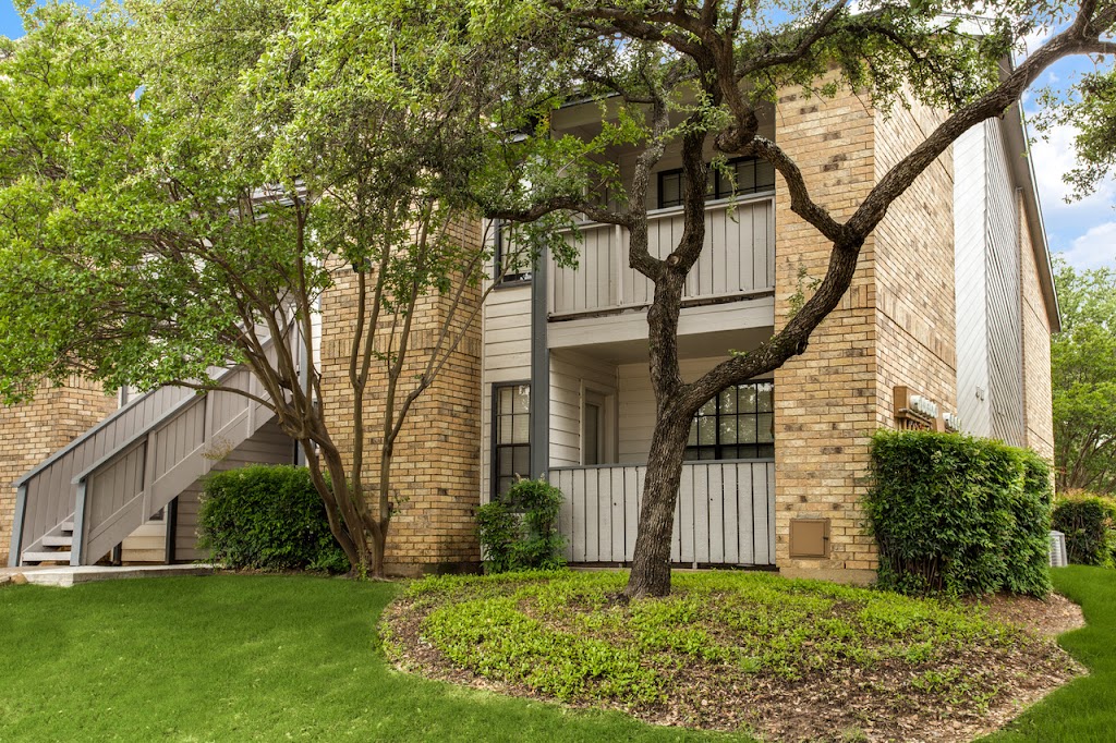 Tides on Randol East | 8951 Randol Mill Rd, Fort Worth, TX 76120 | Phone: (817) 449-2450