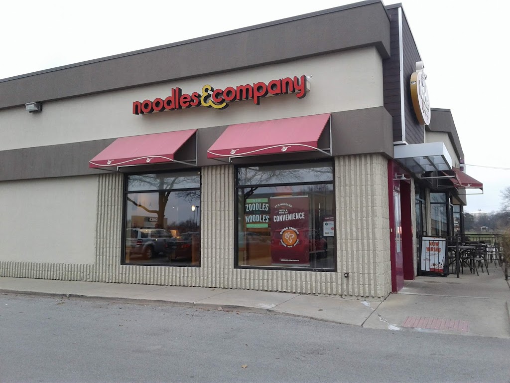 Noodles and Company | 1001 75th St At, Lemont Rd, Woodridge, IL 60517, USA | Phone: (630) 427-1980