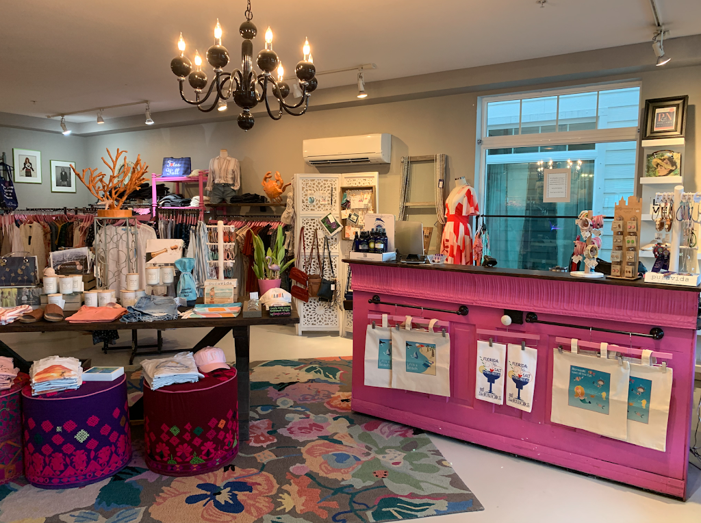 Pink & Navy | 216 Pine Ave, Anna Maria, FL 34216, USA | Phone: (941) 567-4000