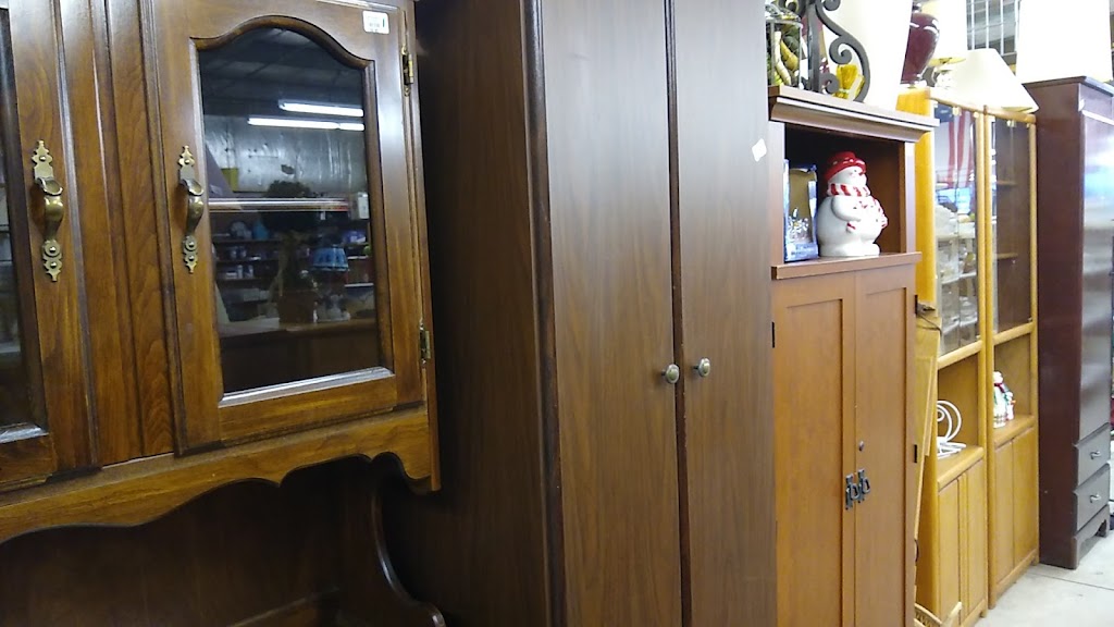 St Vincent De Paul Society | 110 Meister Dr, Columbus, WI 53925, USA | Phone: (920) 623-2004