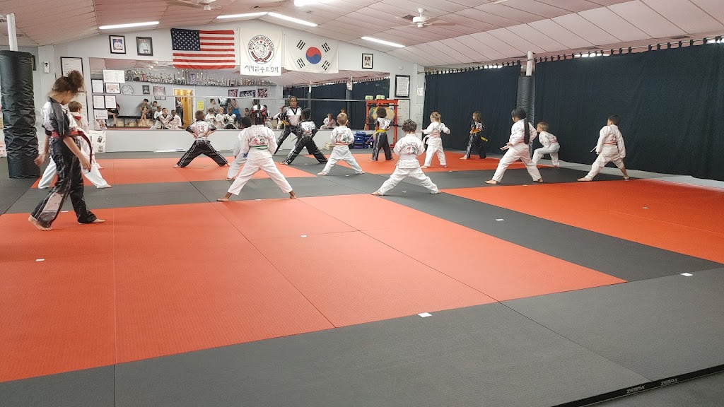 Middleburg Martial Arts | 2360 Blanding Blvd, Middleburg, FL 32068, USA | Phone: (904) 291-1335