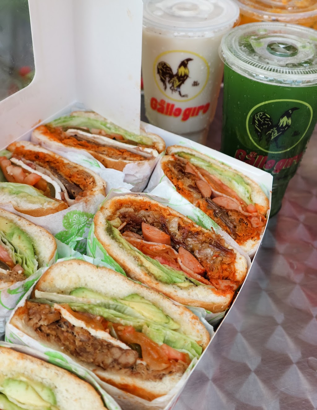 El Gallo Giro | 3180 E Imperial Hwy, Lynwood, CA 90262, USA | Phone: (310) 667-4670