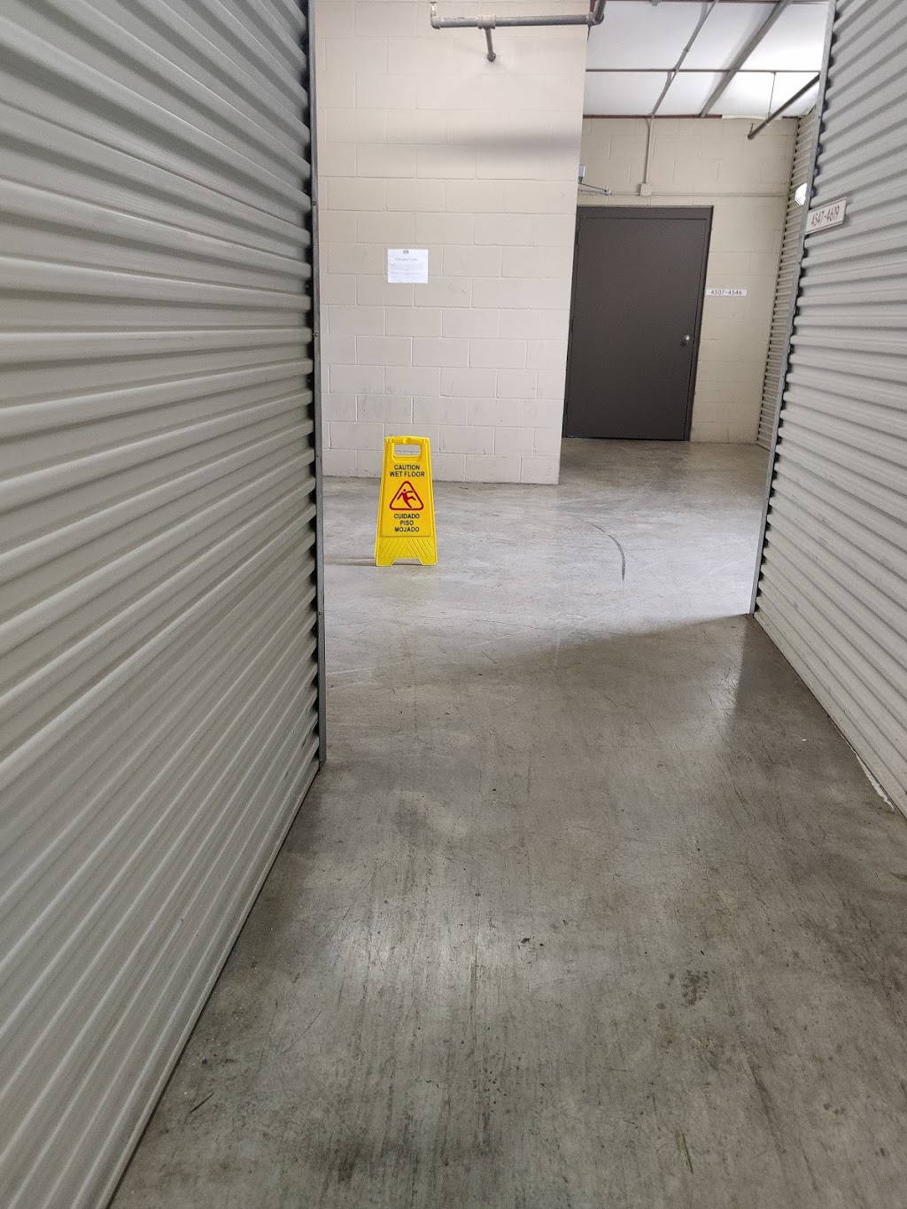 Public Storage | 1419 W Gray St, Houston, TX 77019, USA | Phone: (832) 460-3844