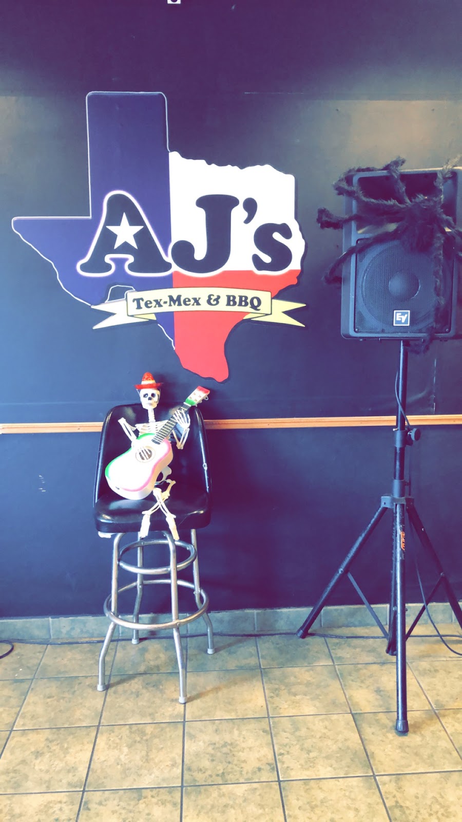 AJ’s Tex-Mex & BBQ | 451 N Main St, Elsberry, MO 63343, USA | Phone: (573) 928-2029