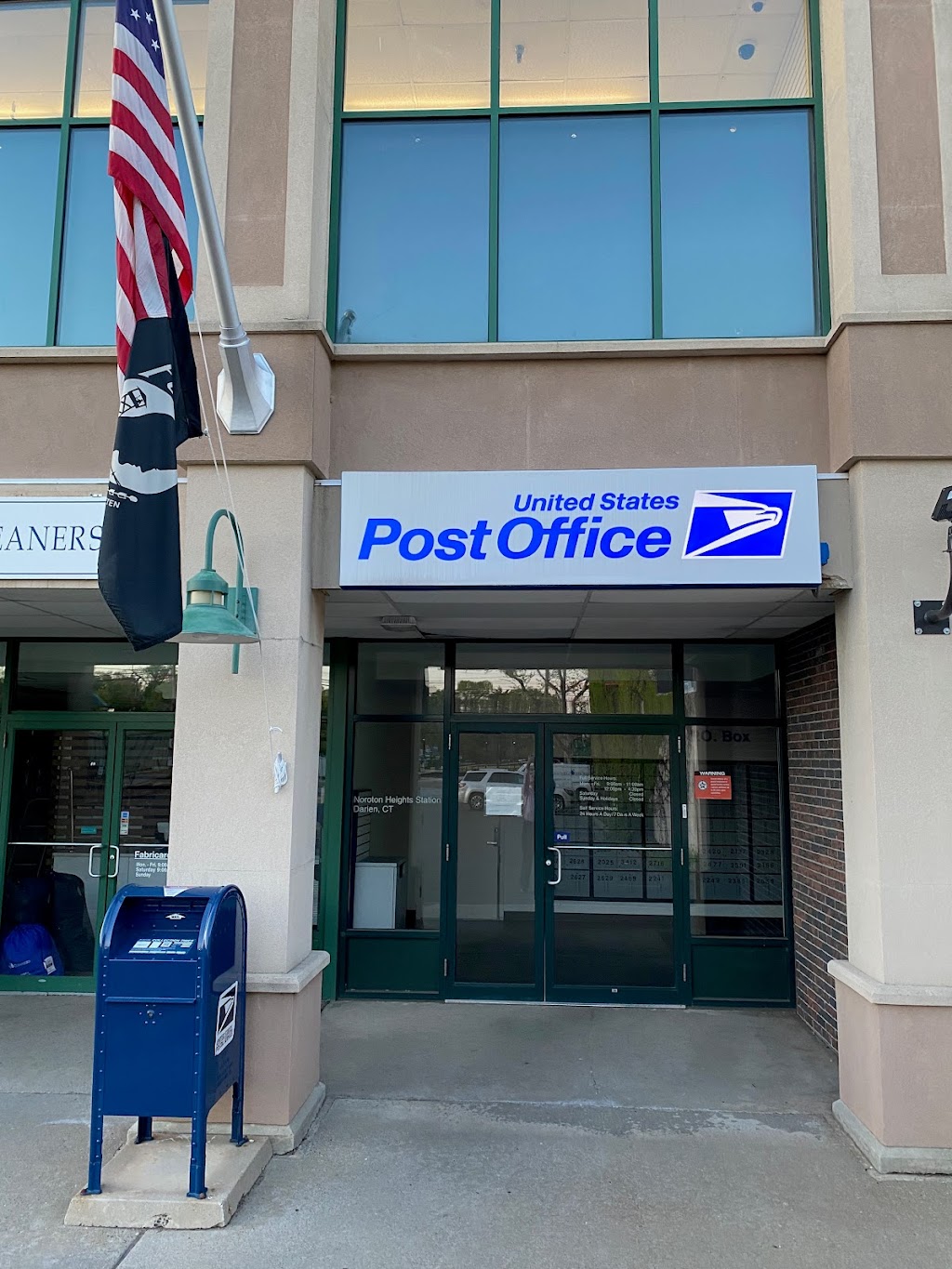 United States Post Office | 264 Heights Rd, Darien, CT 06820, USA | Phone: (203) 655-0631