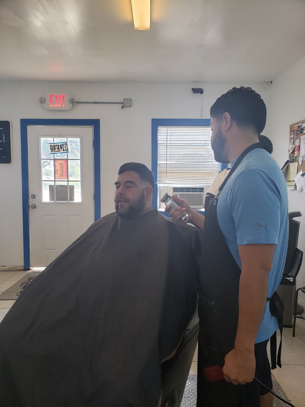 Venus barbershop | 202 S Main St, Venus, TX 76084, USA | Phone: (972) 972-0335