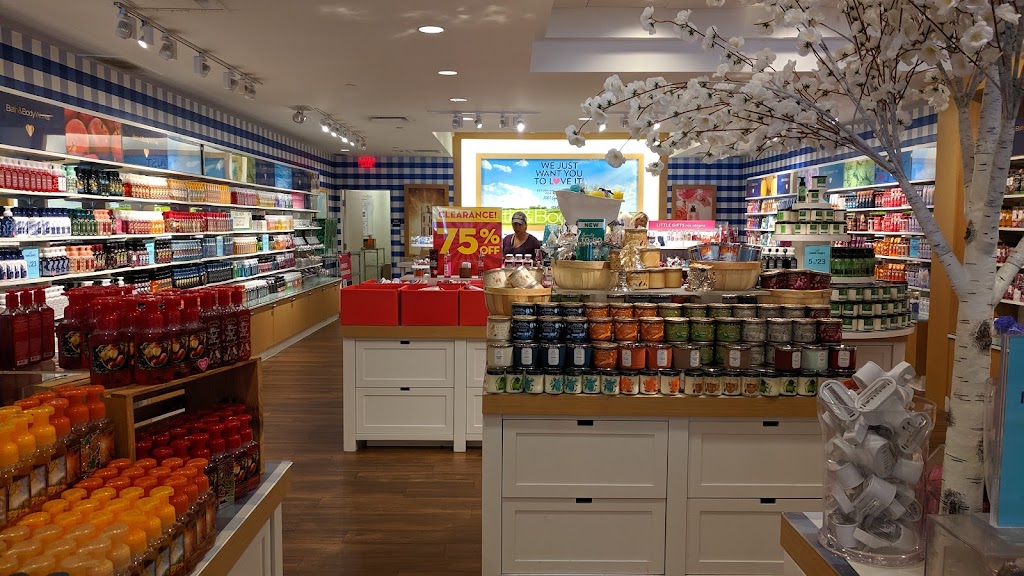 Bath & Body Works | 18579 Main St, Huntington Beach, CA 92648, USA | Phone: (714) 842-2286