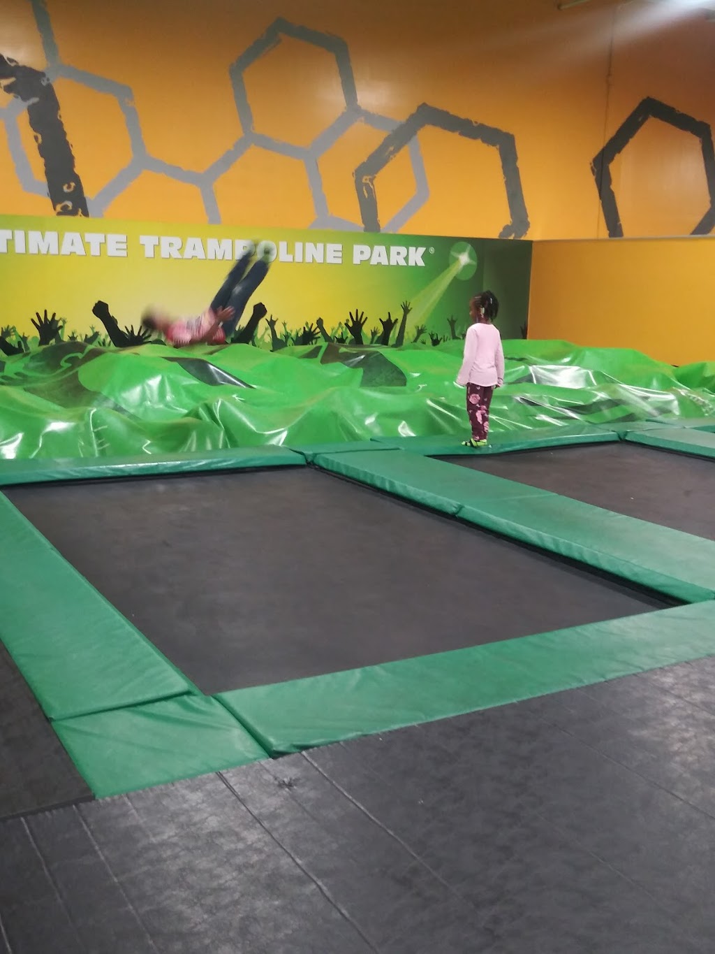 Rockin Jump Trampoline park | 5544 Atlanta Hwy, Montgomery, AL 36117, USA | Phone: (334) 239-2587