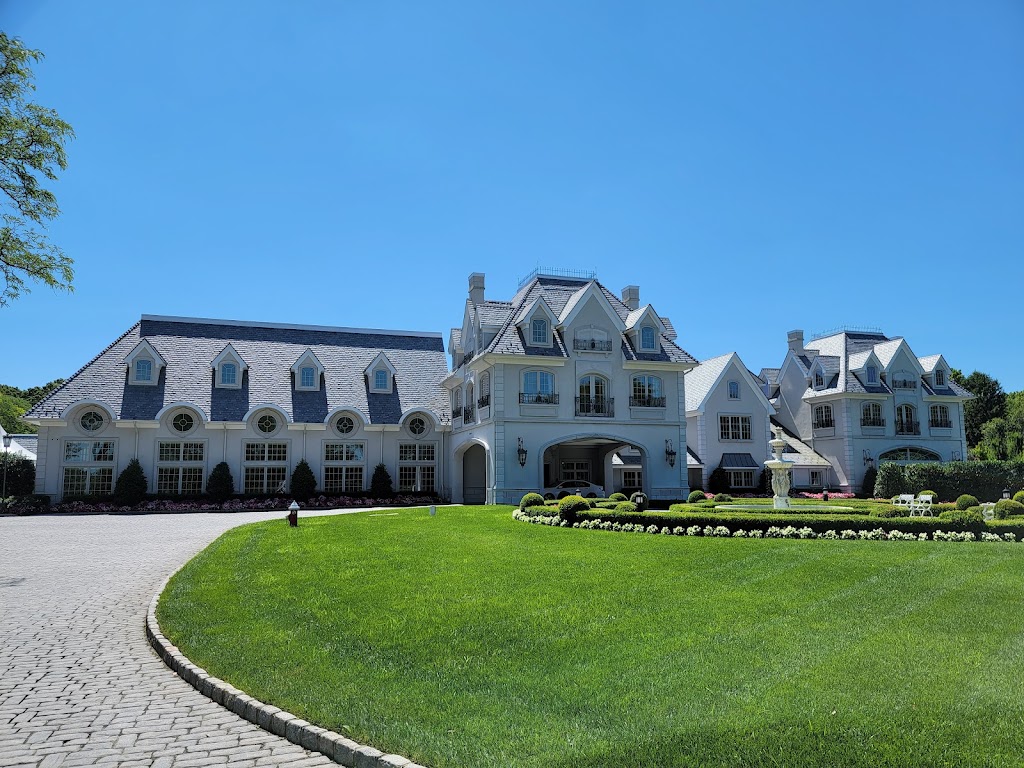 The Chateau Grande Hotel | 670 Cranbury Rd, East Brunswick, NJ 08816, USA | Phone: (732) 724-4600