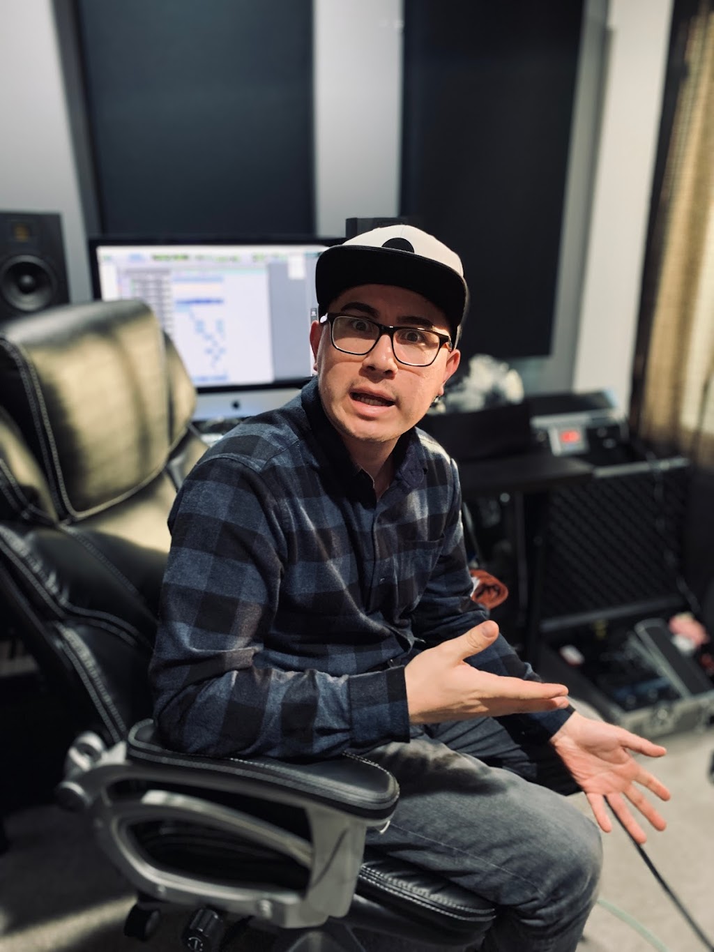 Divine Recording Studio | 1344 Red Mountain Ct, Chula Vista, CA 91910, USA | Phone: (619) 787-9291