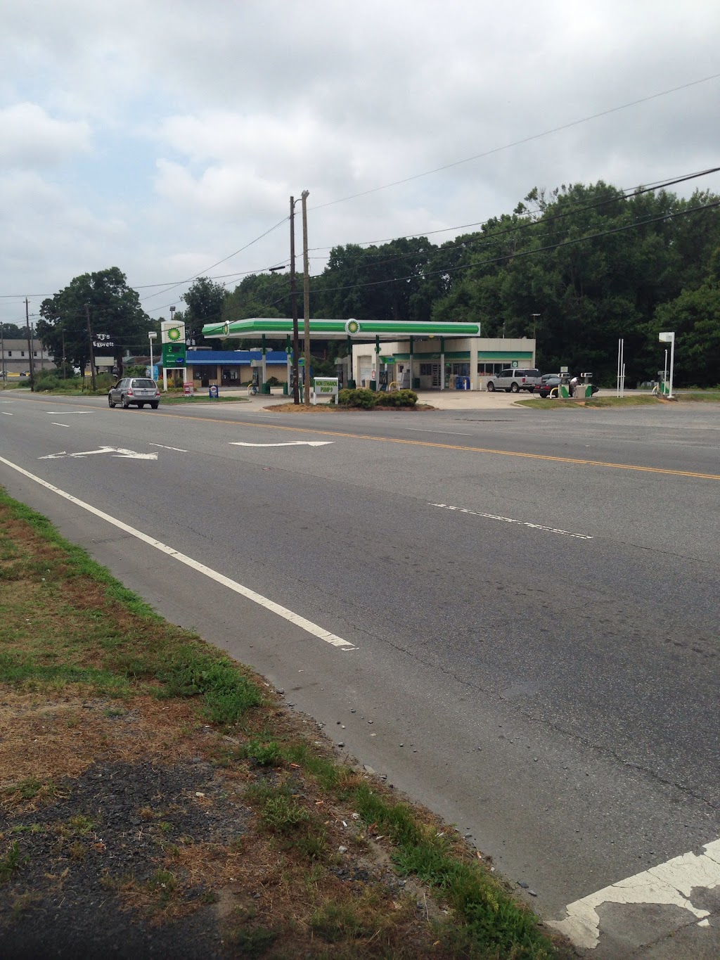 Bp mart llc | 1553 N Fayetteville St, Asheboro, NC 27203, USA | Phone: (336) 521-4774