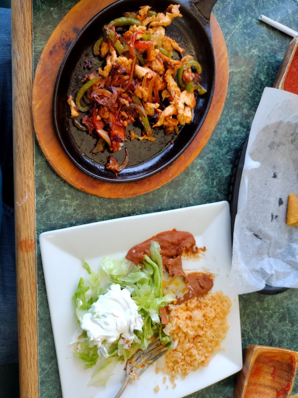 Mayras Mexican Grill | 207 S Comanche Ave, Bartlesville, OK 74003, USA | Phone: (918) 766-1461