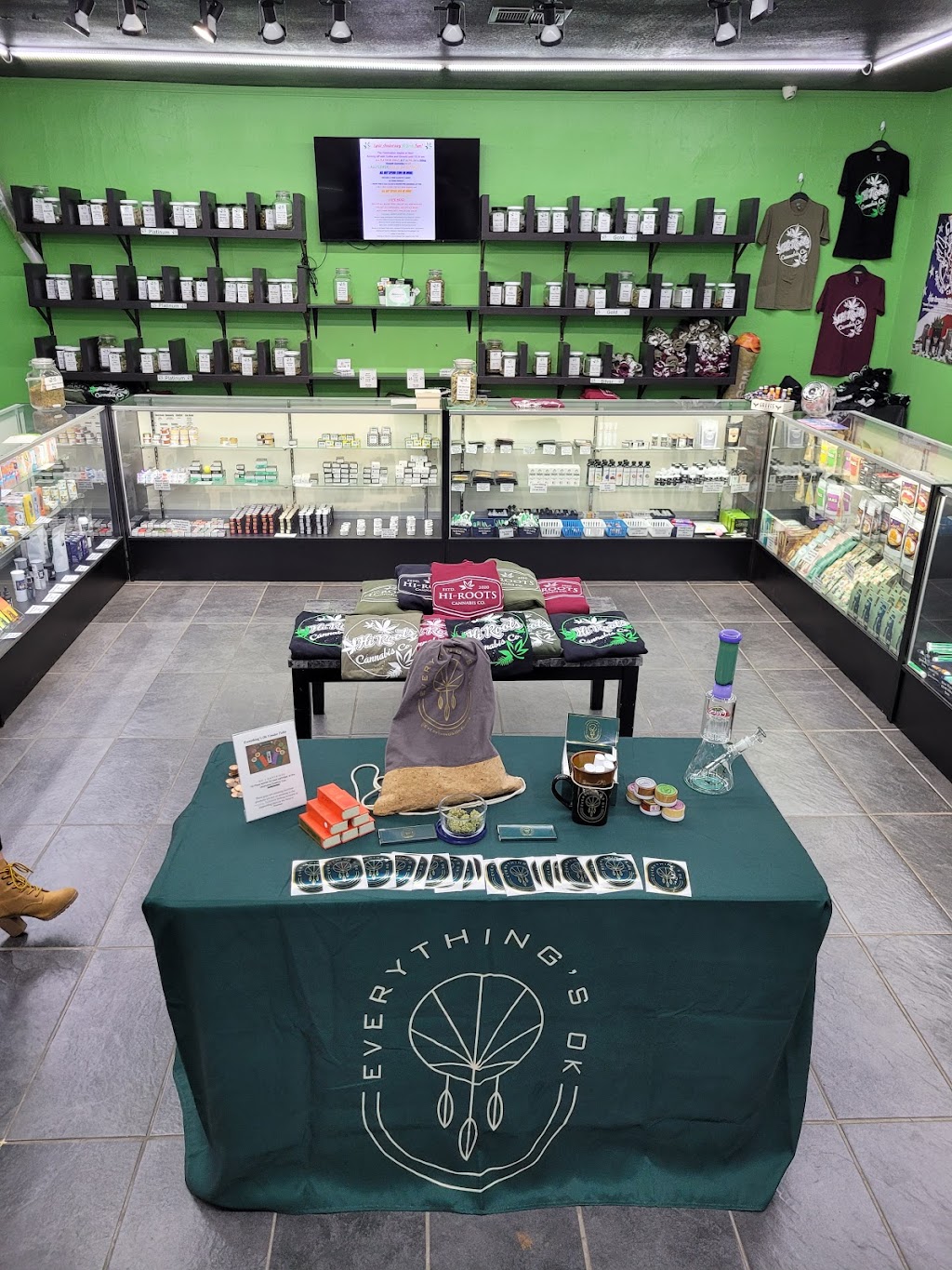 Hi Roots Cannabis Co. / Vape Head | 1720 24th Ave SW, Norman, OK 73072, USA | Phone: (405) 310-2440