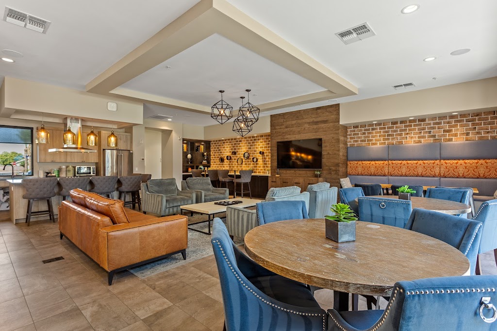 Zinc | 2005 N 103rd Ave, Avondale, AZ 85392, USA | Phone: (623) 462-0729