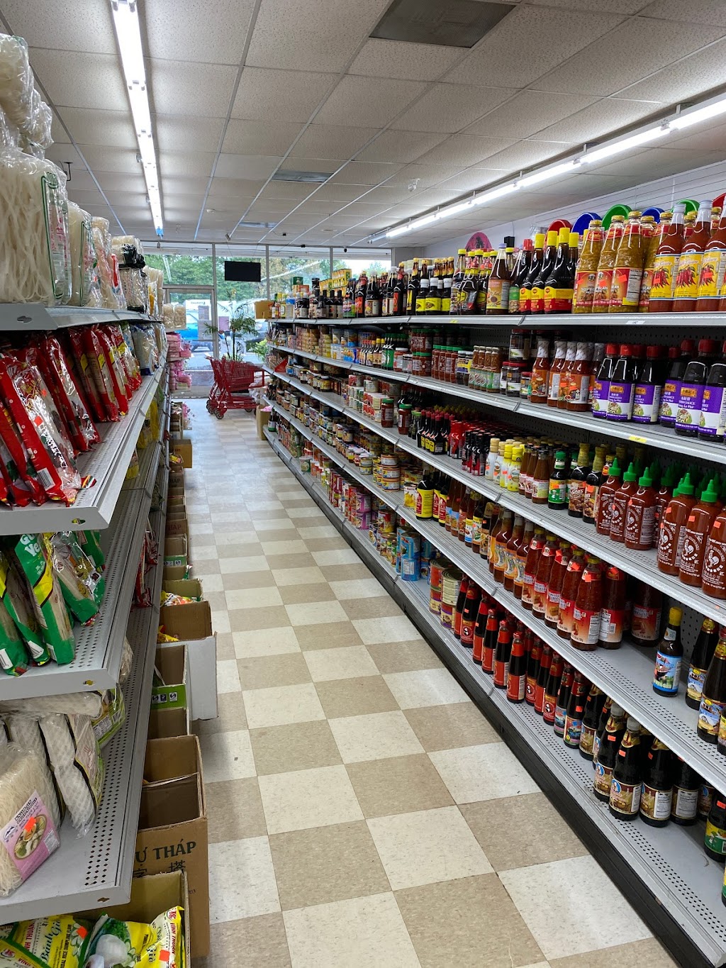 Hmong American Supermarket | 813 US-70, Conover, NC 28613 | Phone: (828) 695-8639