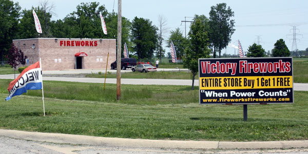 Victory Fireworks | 10670 Victory Rd, Erie, MI 48133, USA | Phone: (734) 848-8040