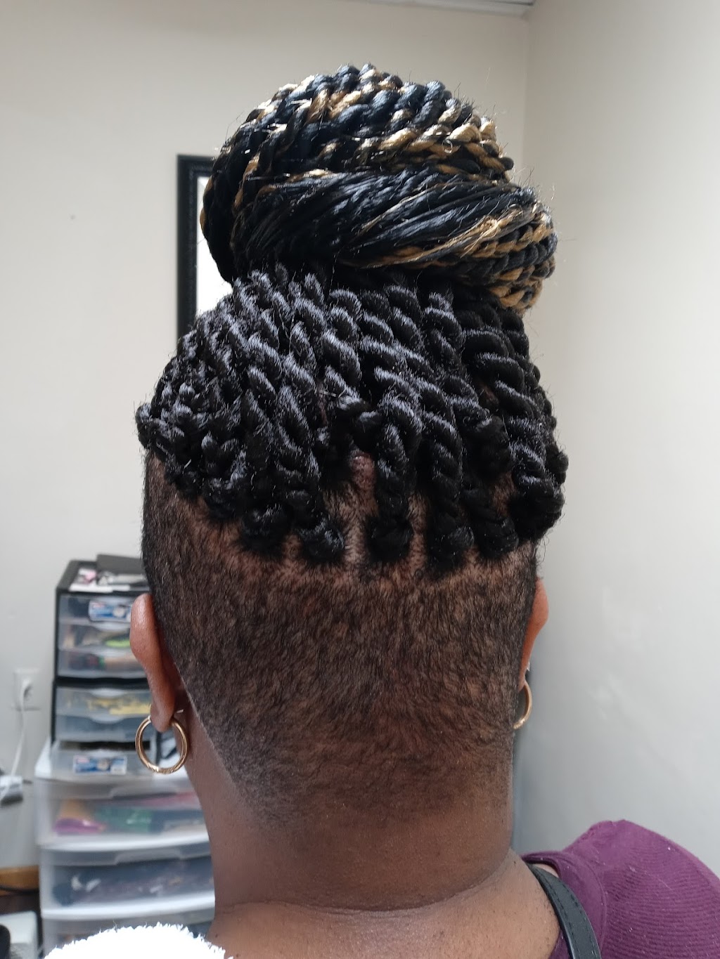 Liberian Hairbraiding | 13326 W McNichols Rd, Detroit, MI 48235, USA | Phone: (313) 355-0712