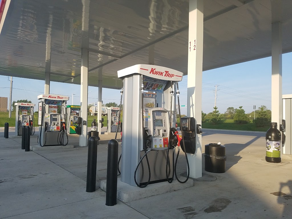 KWIK TRIP #281 | 16751 Fish Point Rd, Prior Lake, MN 55372, USA | Phone: (952) 440-1100