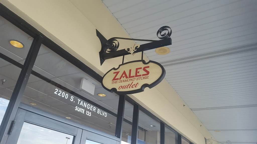 Zales Outlet | 2200 Tanger Blvd, Gonzales, LA 70737, USA | Phone: (225) 647-6302