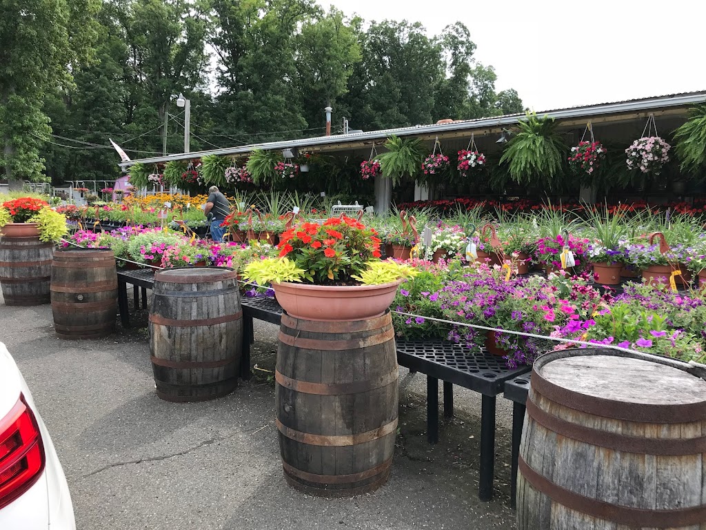 Tonys Farm & Garden Center | 1369 US-130, Windsor, NJ 08561, USA | Phone: (609) 448-0667