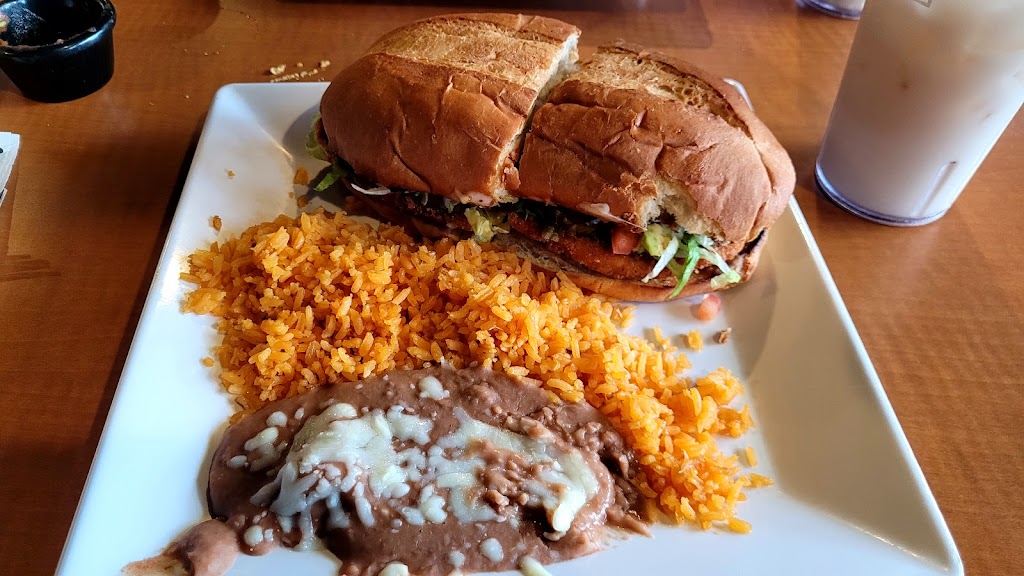 La Pasadita | 1303 N Detroit St, Warsaw, IN 46580, USA | Phone: (574) 376-4259