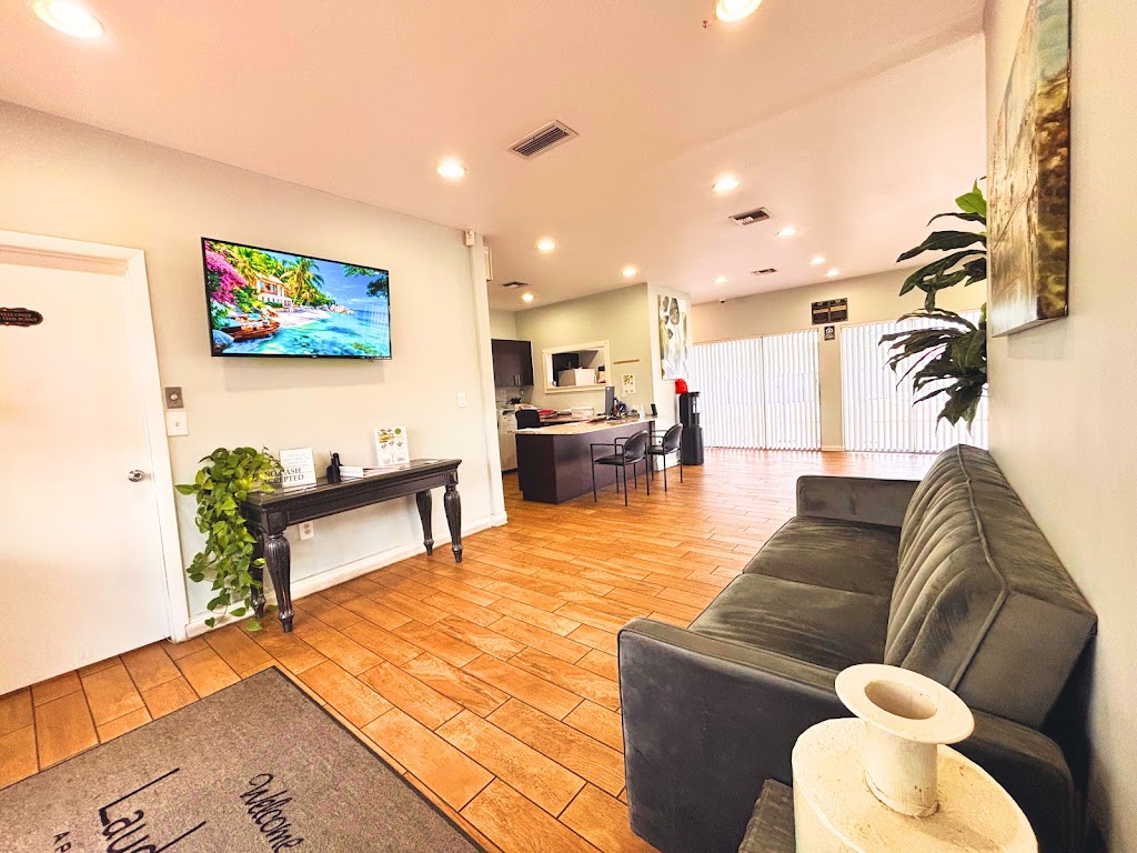 Lauder Ridge Garden Apartments | 5600 SW 12th St, North Lauderdale, FL 33068, USA | Phone: (954) 971-0345