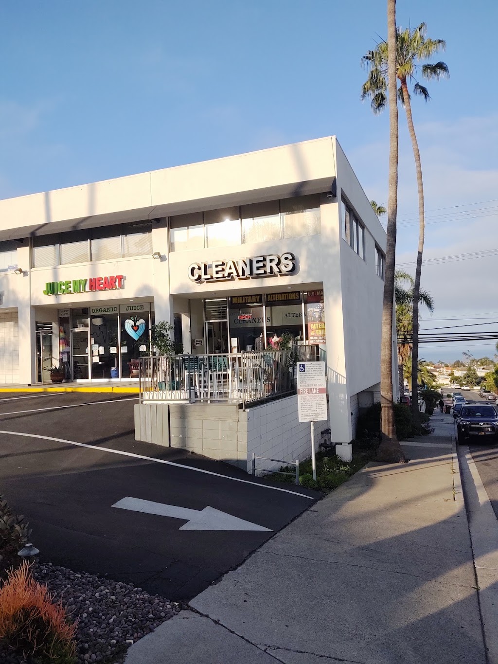 Graces San Clemente Dry Cleaning Center | 802 S El Camino Real, San Clemente, CA 92672, USA | Phone: (949) 492-2579