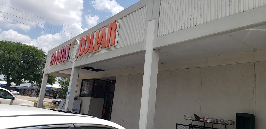 Family Dollar | 2424 S Collins St, Arlington, TX 76014, USA | Phone: (817) 505-2548