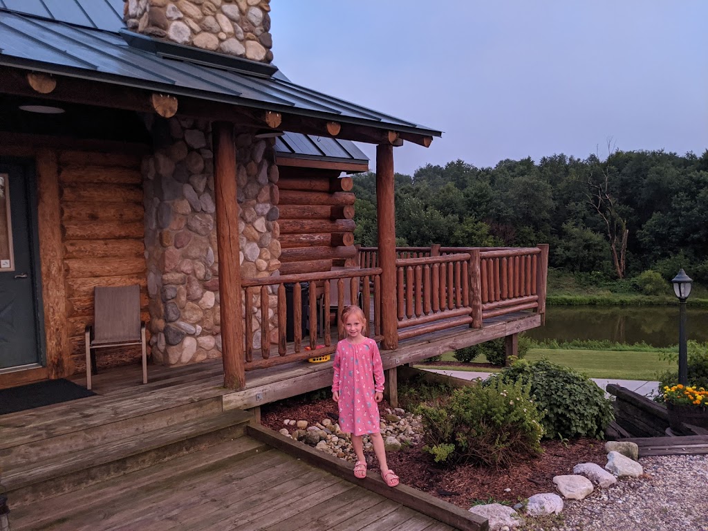 Rustic Ridge Log Cabins | E13981 County Rd DL, Merrimac, WI 53561 | Phone: (608) 493-2440