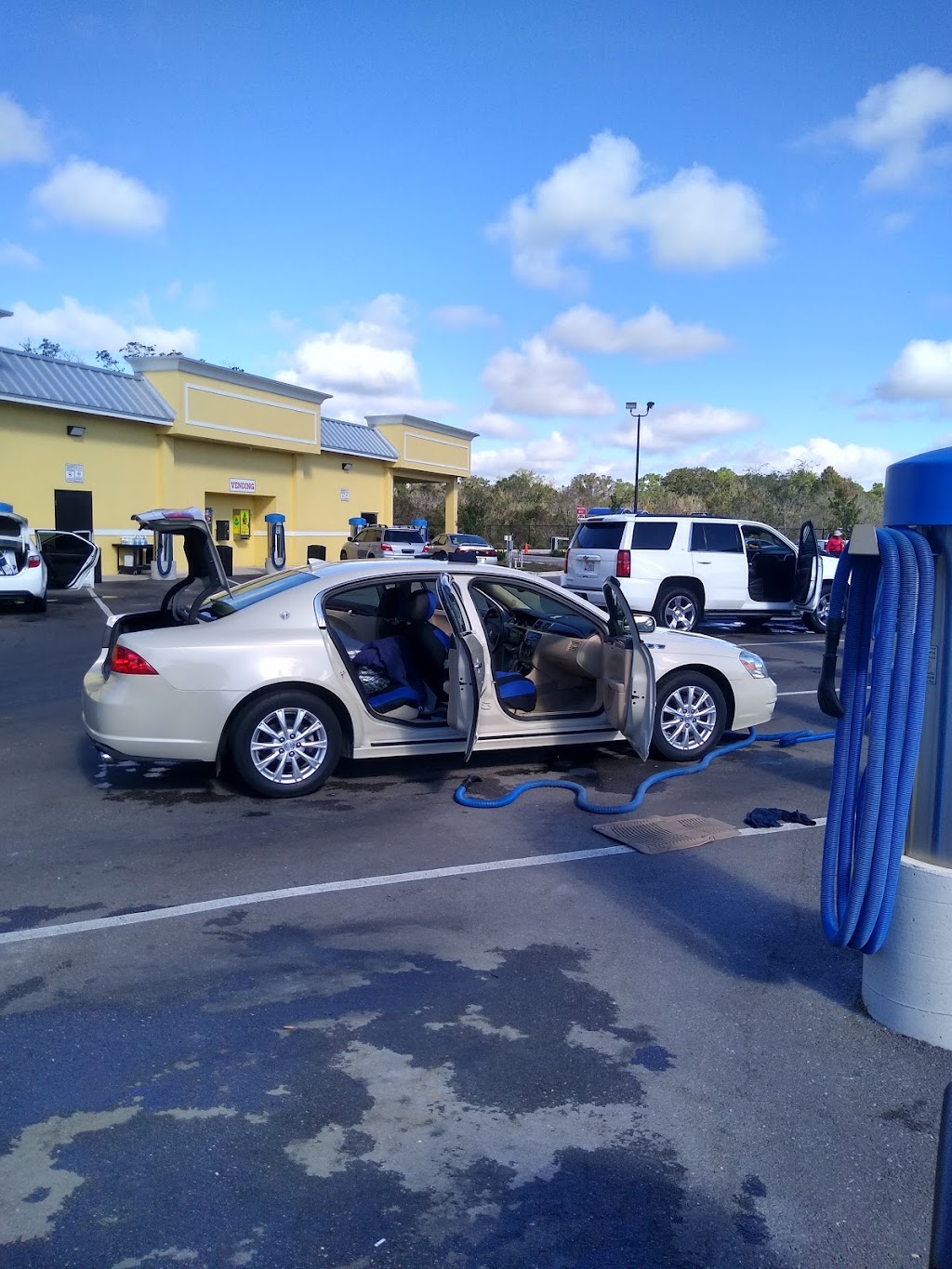 Clean Machine Car Wash | 29891 54, Wesley Chapel, FL 33543 | Phone: (888) 871-2812