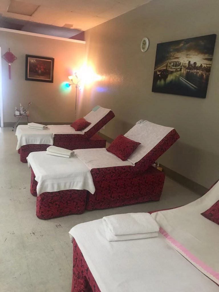 QQ MASSAGE | 3322 S Mooney Blvd, Visalia, CA 93277, United States | Phone: (626) 550-7403